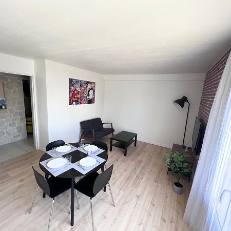 Ambiance, Convivialite Et Emplacement Orleans Luaran gambar